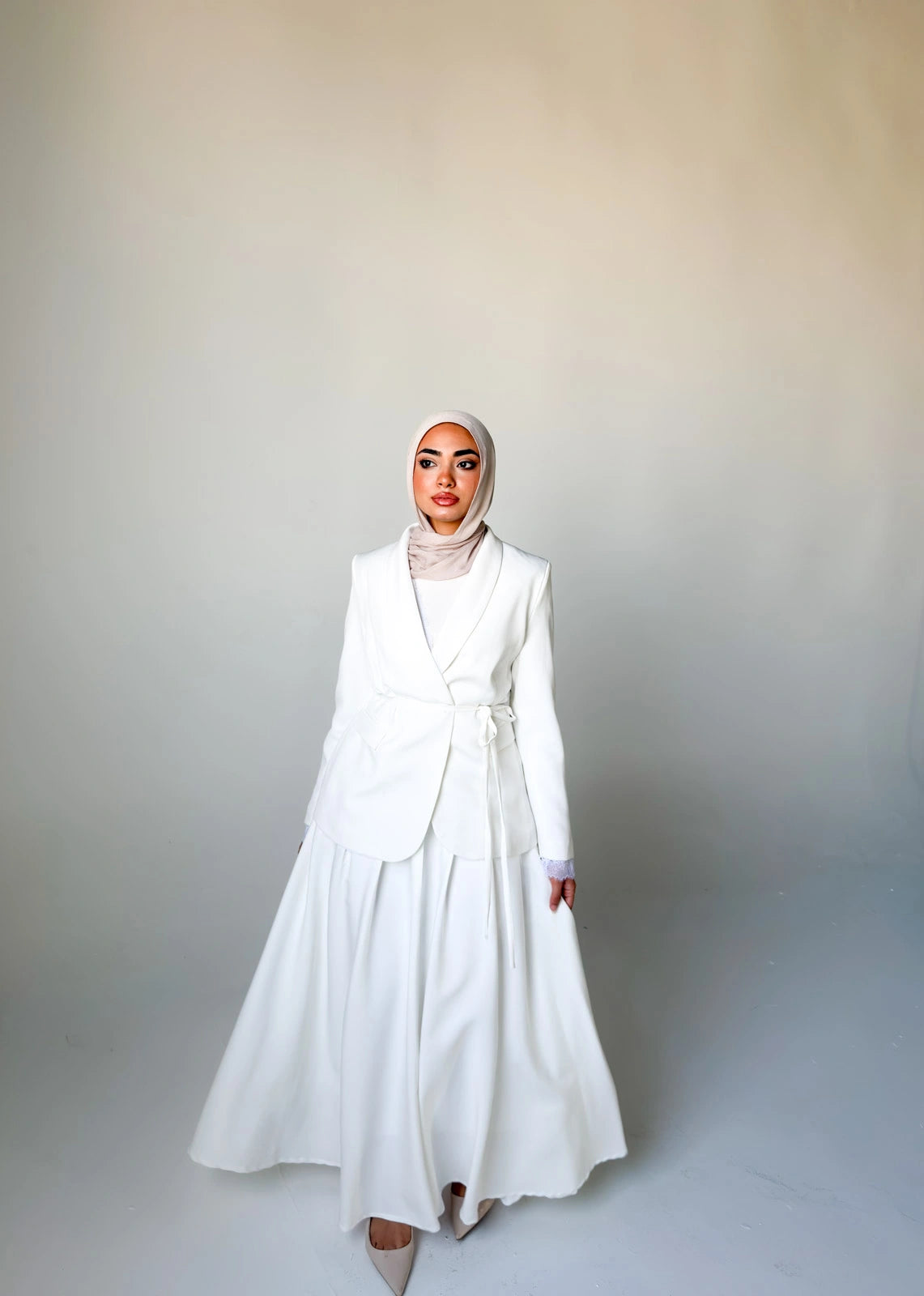 Camellia Full Suit - White