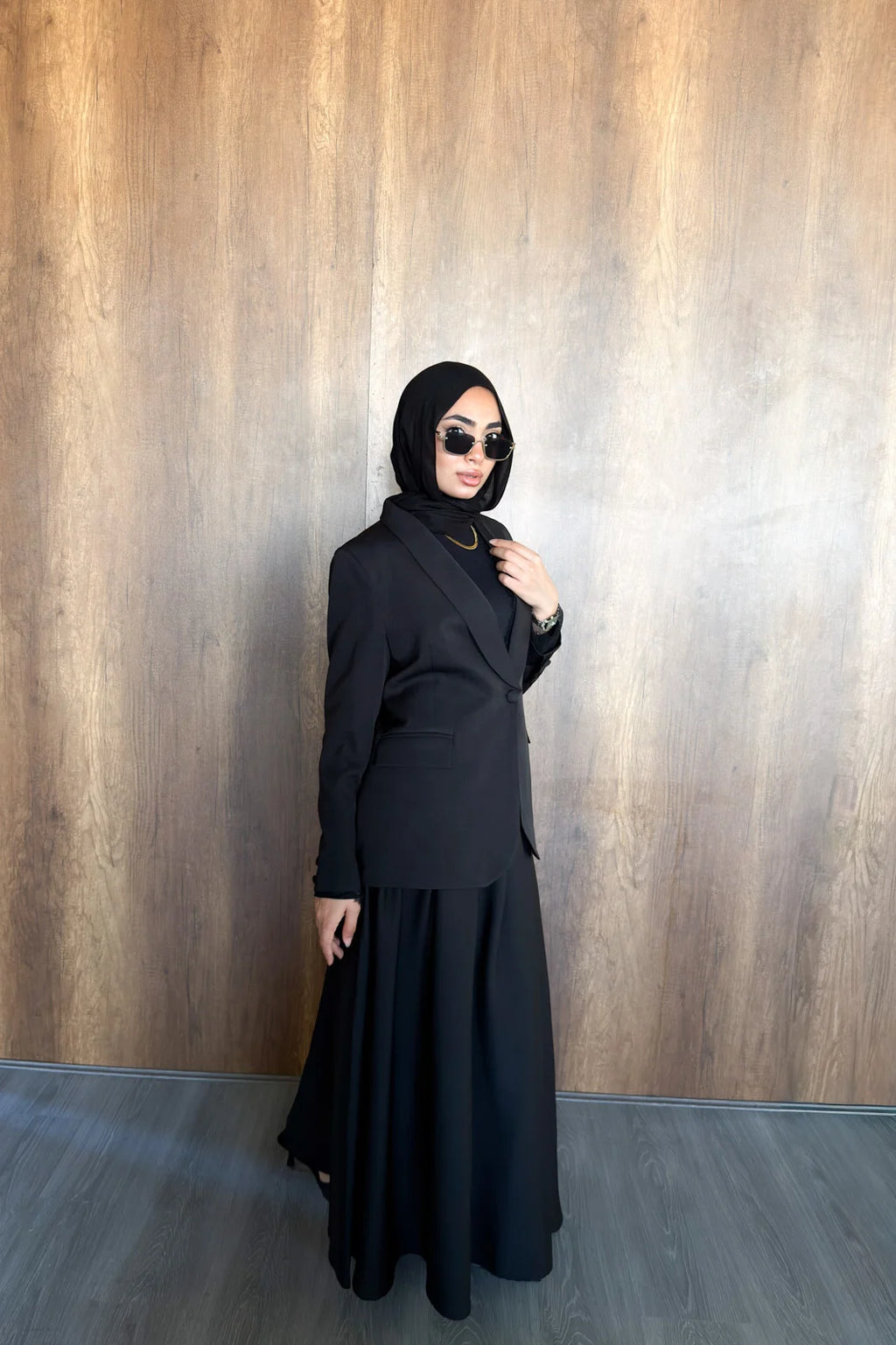Camellia Blazer -Black